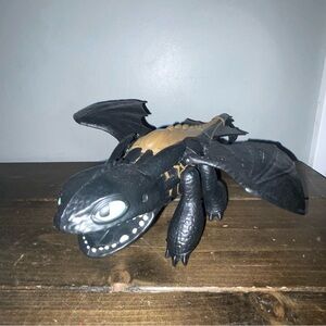 NIGHT FURY TOOTHLESS How to Train Your Dragon Figure DreamWorks